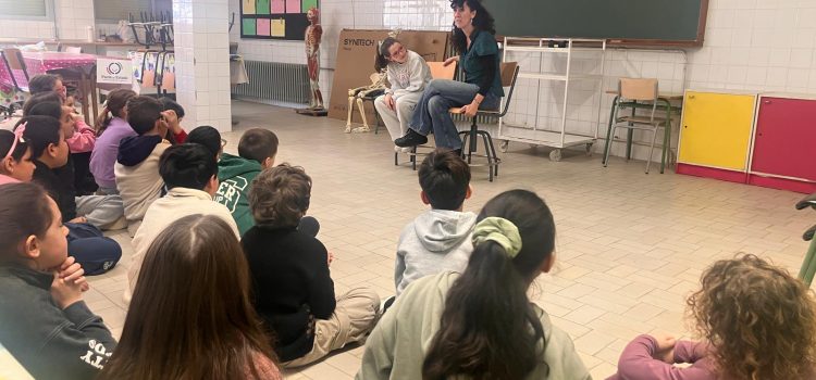 En busca de la mujer invisible por Calatayud